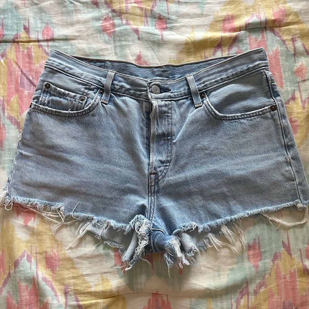 501 Levi Shorts